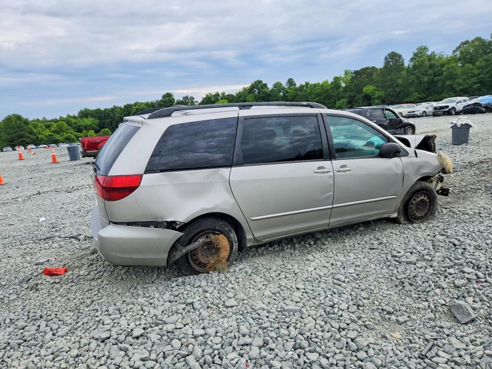 2005 Toyota Sienna le 7 Passenger