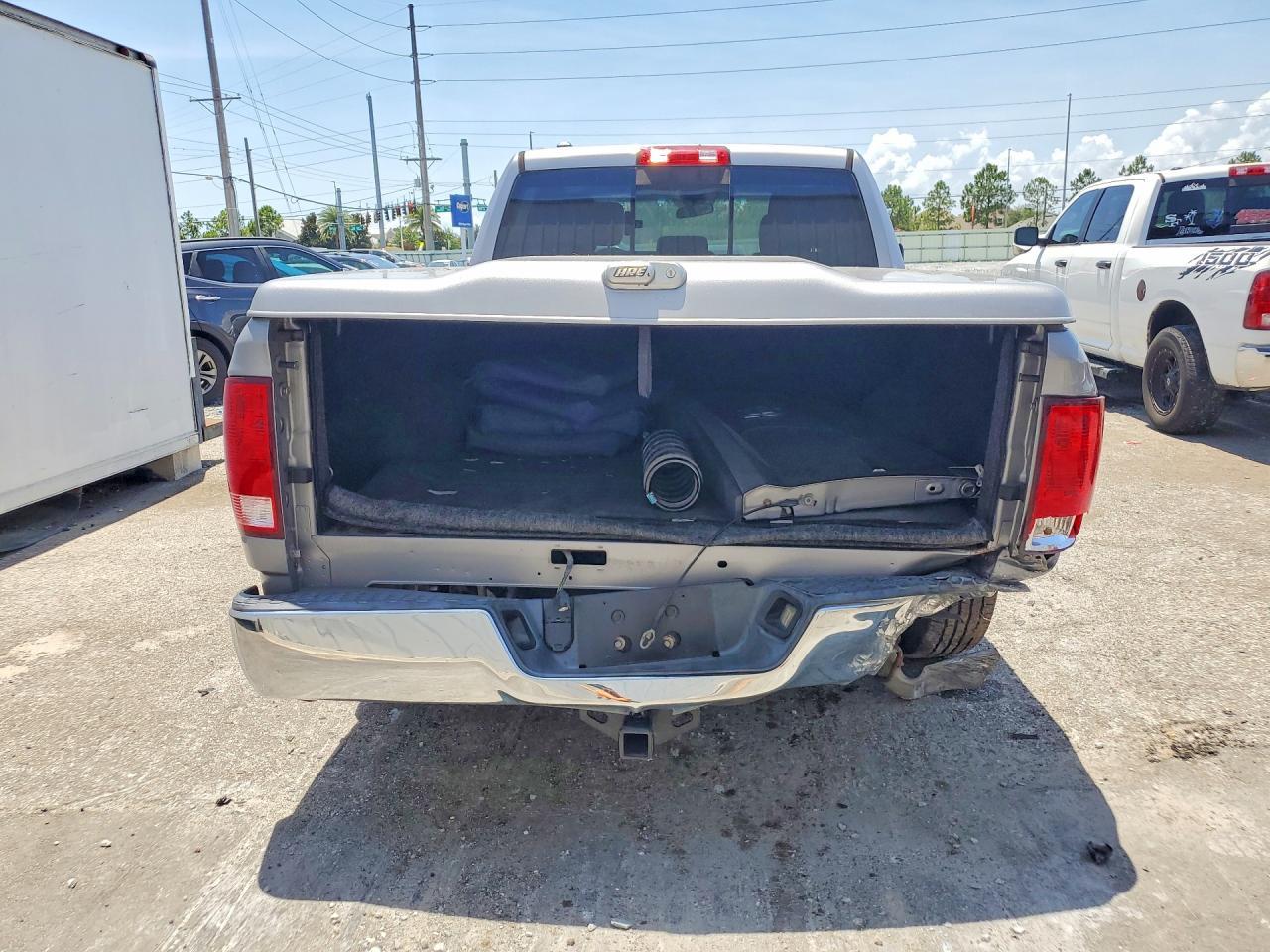2019 Dodge RAM 1500 Classic SLT