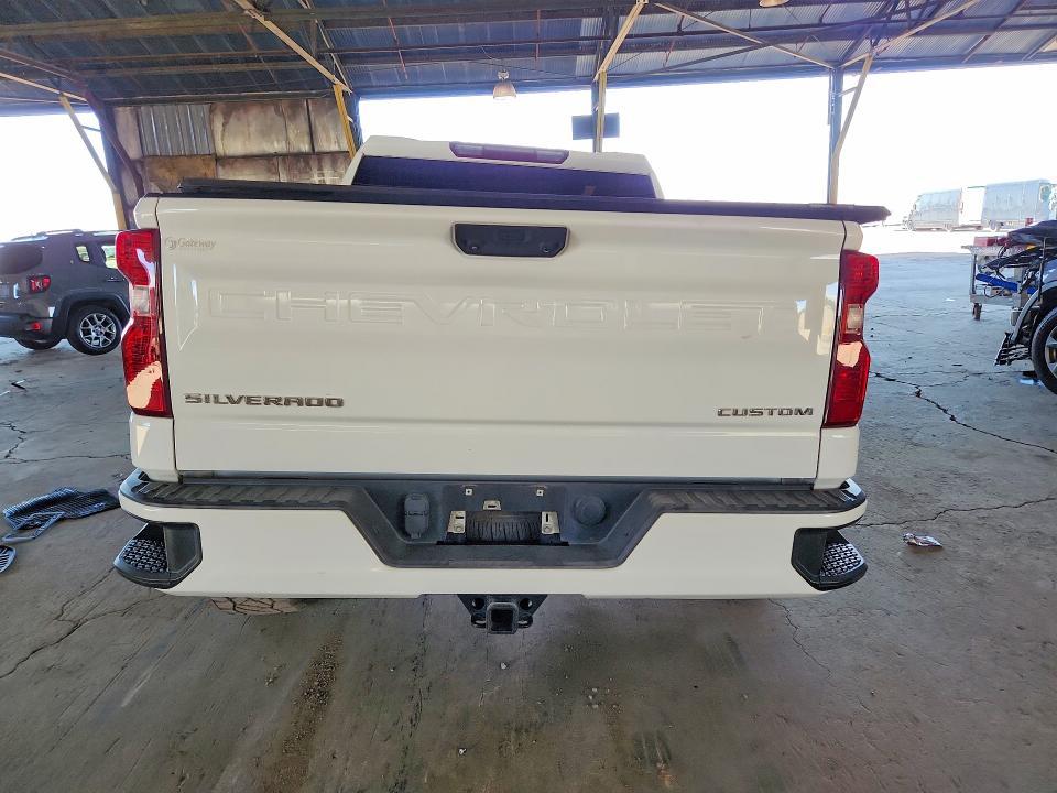 2022 Chevrolet Silverado C1500 Custom