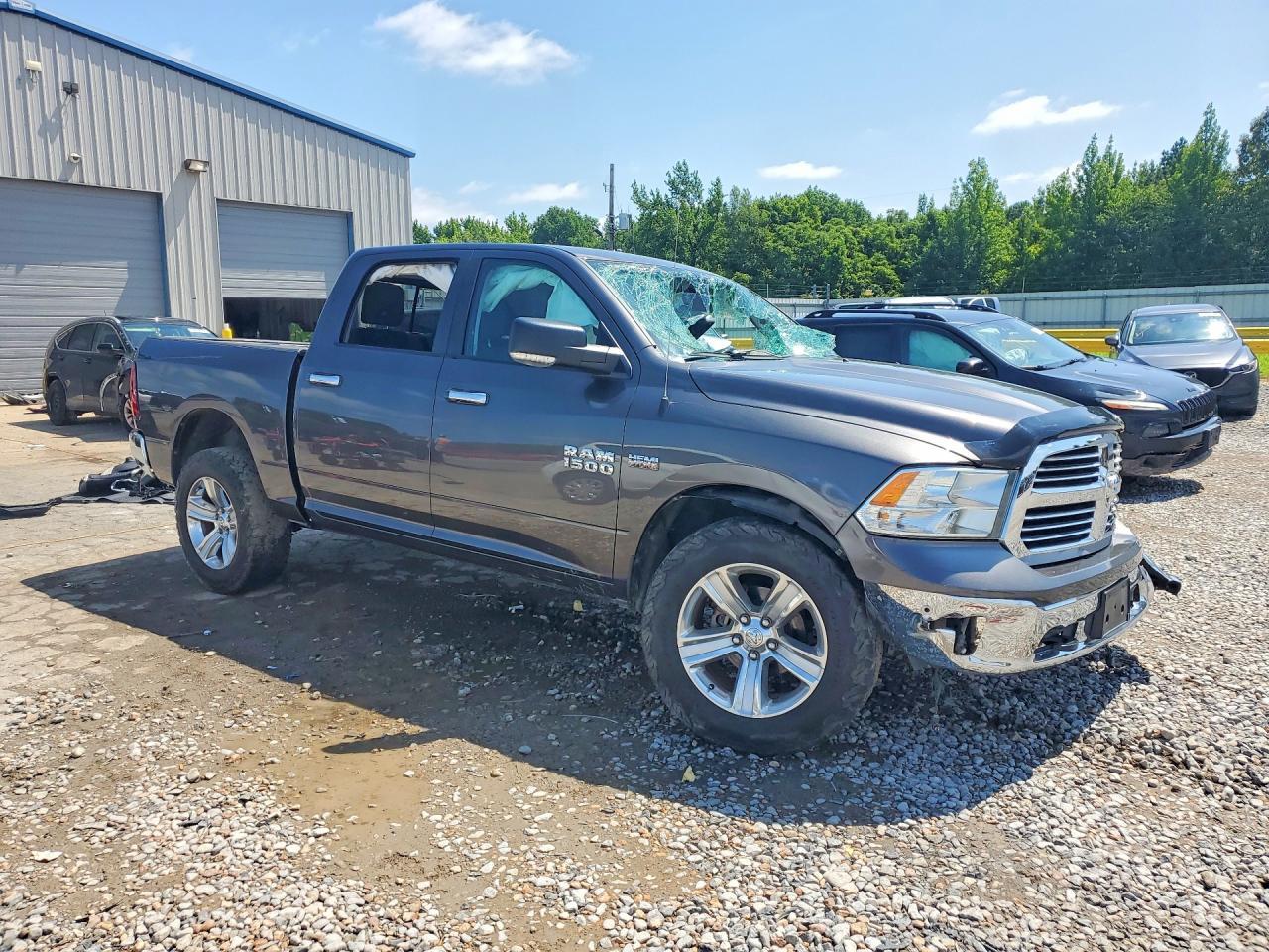 2014 Dodge RAM 1500 SLT
