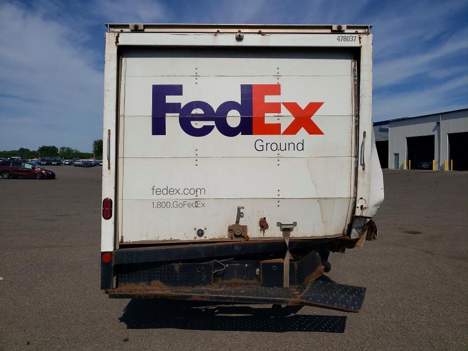2022 Chevrolet Express Delivery Truck