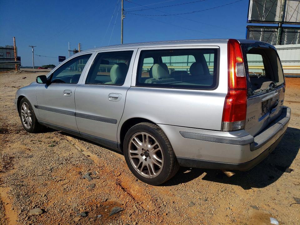2004 Volvo V70 fwd