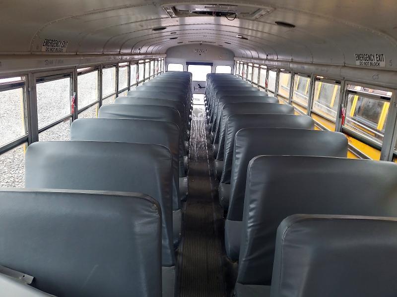 2013 Thomas SAF-T-LINER HDX-School Bus