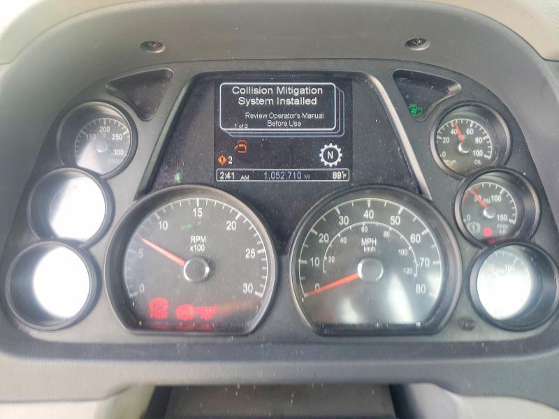 2018 Peterbilt 579 Semi Truck
