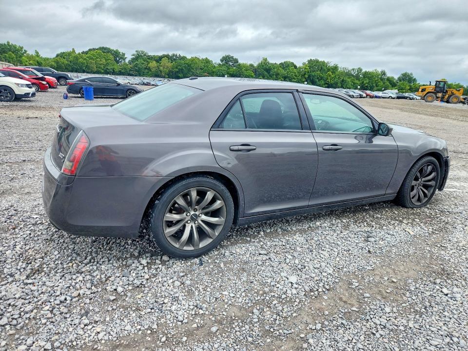2014 Chrysler 300 s