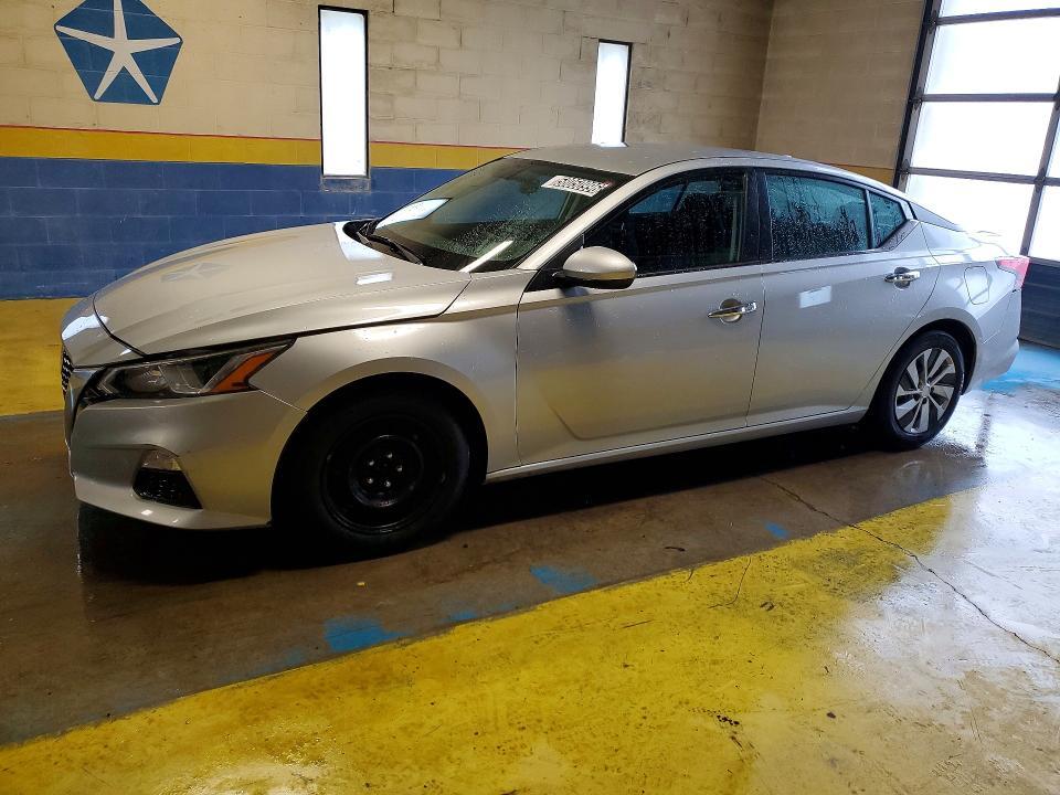 2020 Nissan Altima s