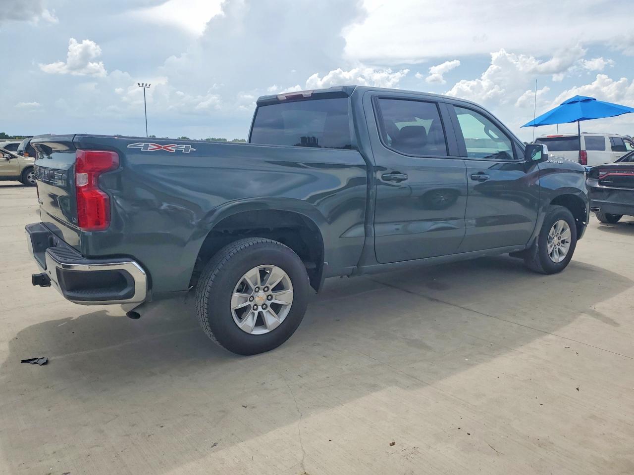2025 Chevrolet Silverado K1500 LT