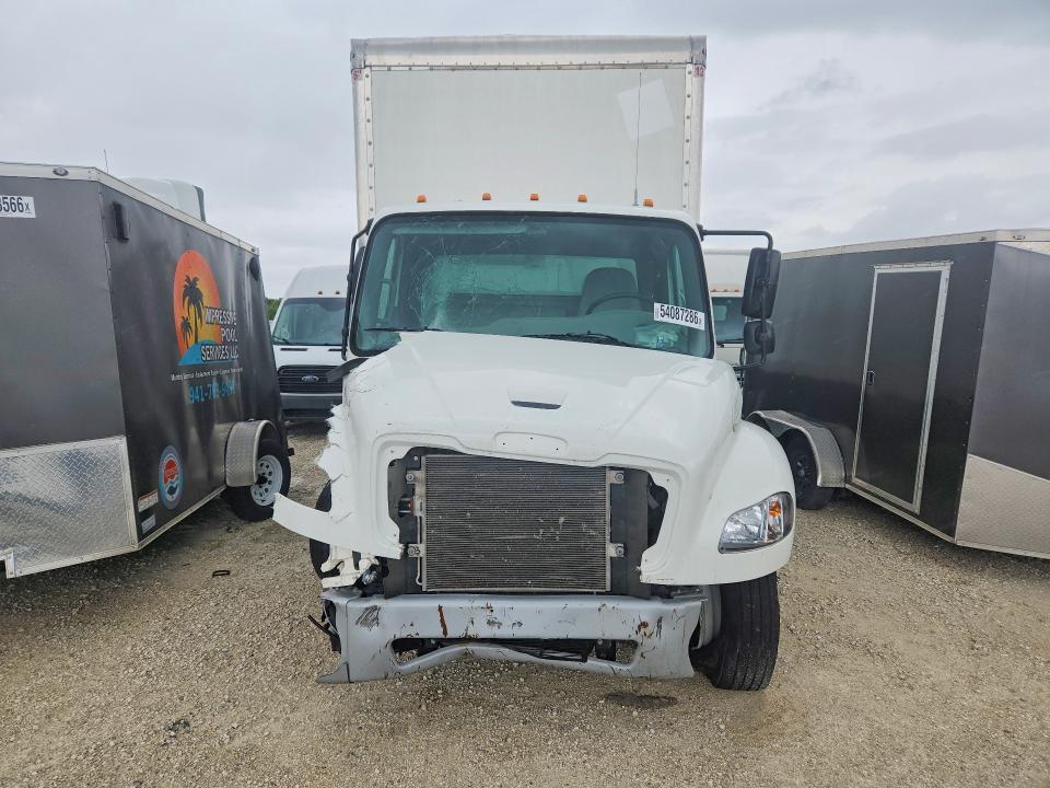 2023 Freightliner Business Class M2 BOX Truck