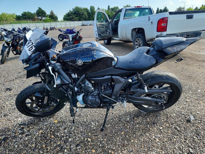 2025 Yamaha Yzfr7