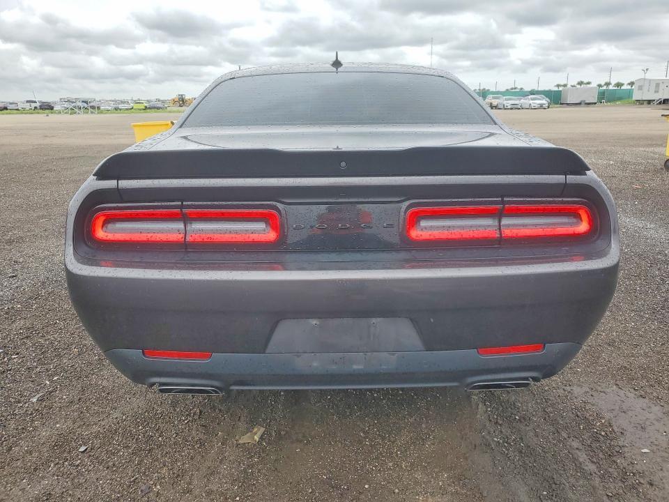 2023 Dodge Challenger r