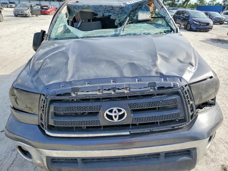 2011 Toyota Tundra Double cab SR5