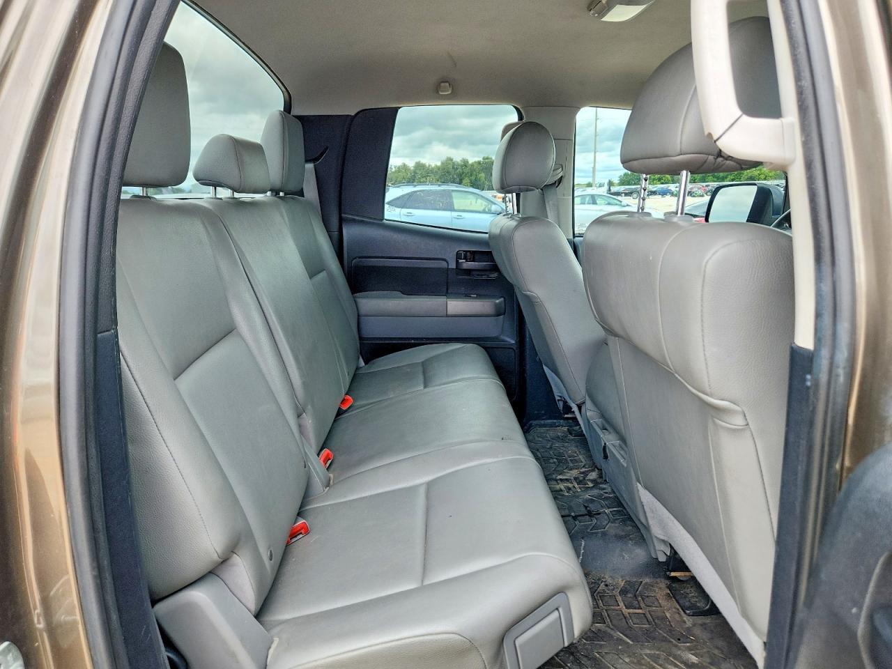 2013 Toyota Tundra Double Cab SR5