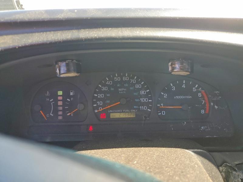 2000 Nissan Frontier XE-V6