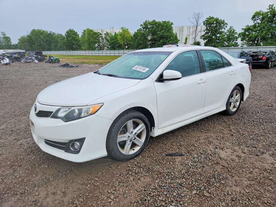 2014 Toyota Camry se