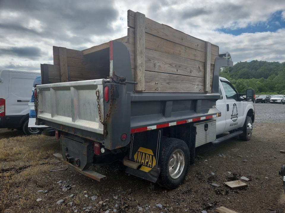2015 Ford F350 Super Duty Dump Truck