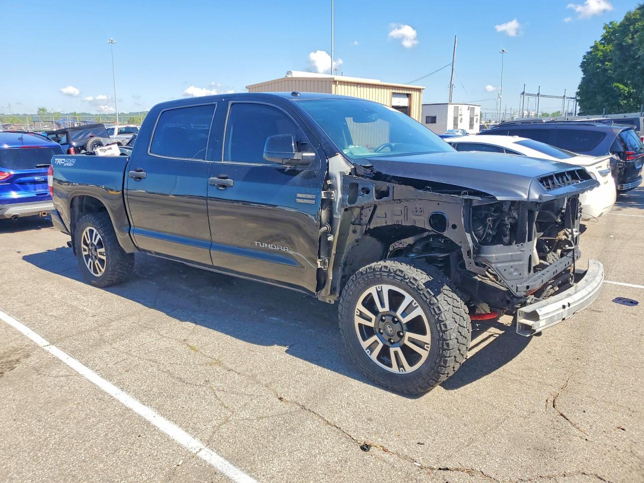 2018 Toyota Tundra Crewmax SR5