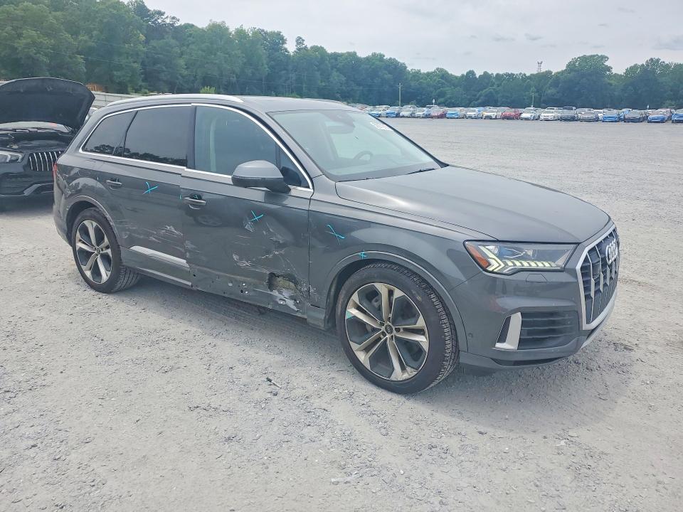 2021 Audi Q7 Prestige