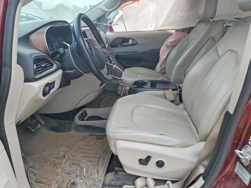 2017 Chrysler Pacifica Touring l