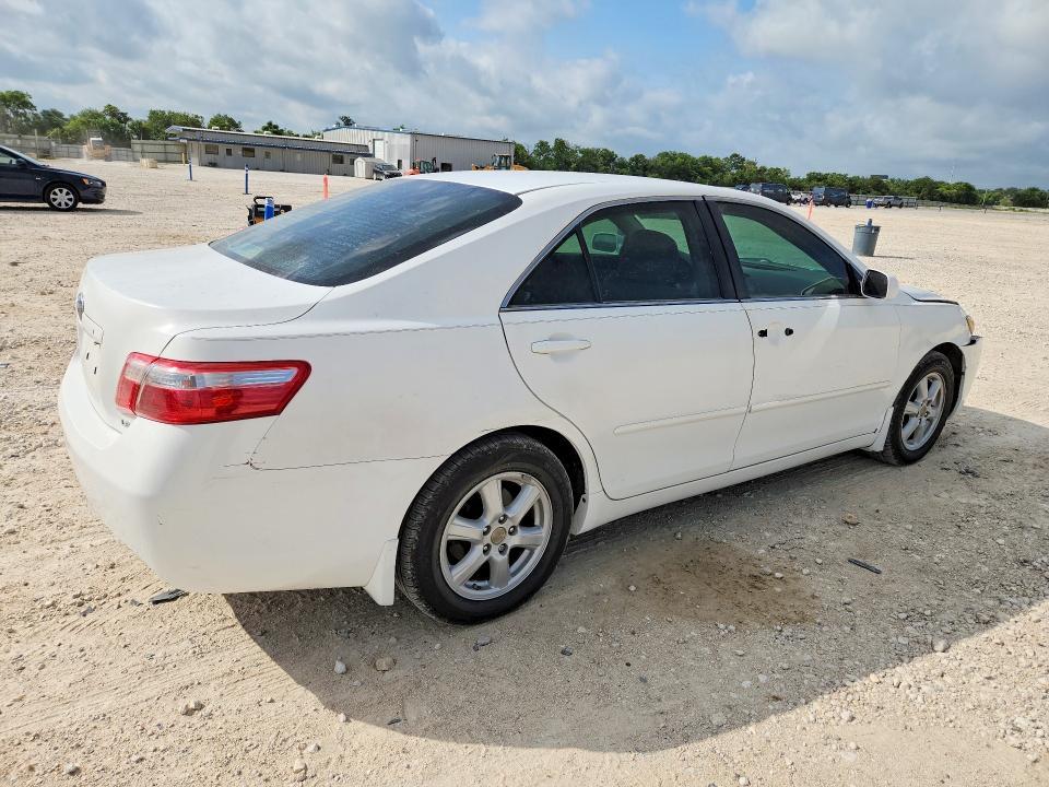 2009 Toyota Camry le