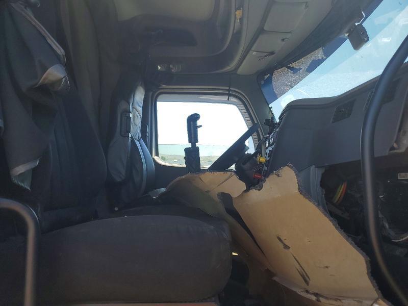 2015 Peterbilt 579