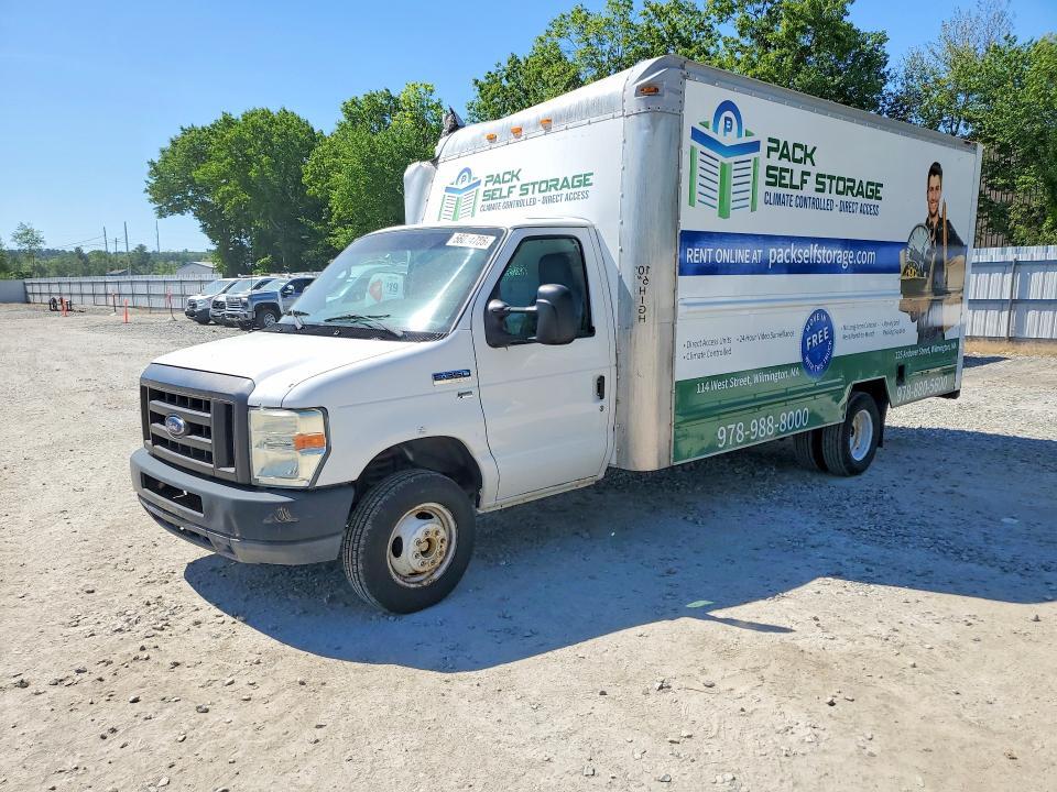 2010 Ford E350 BOX Truck