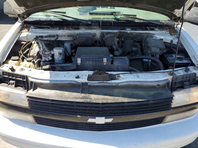 2000 Chevrolet Astro