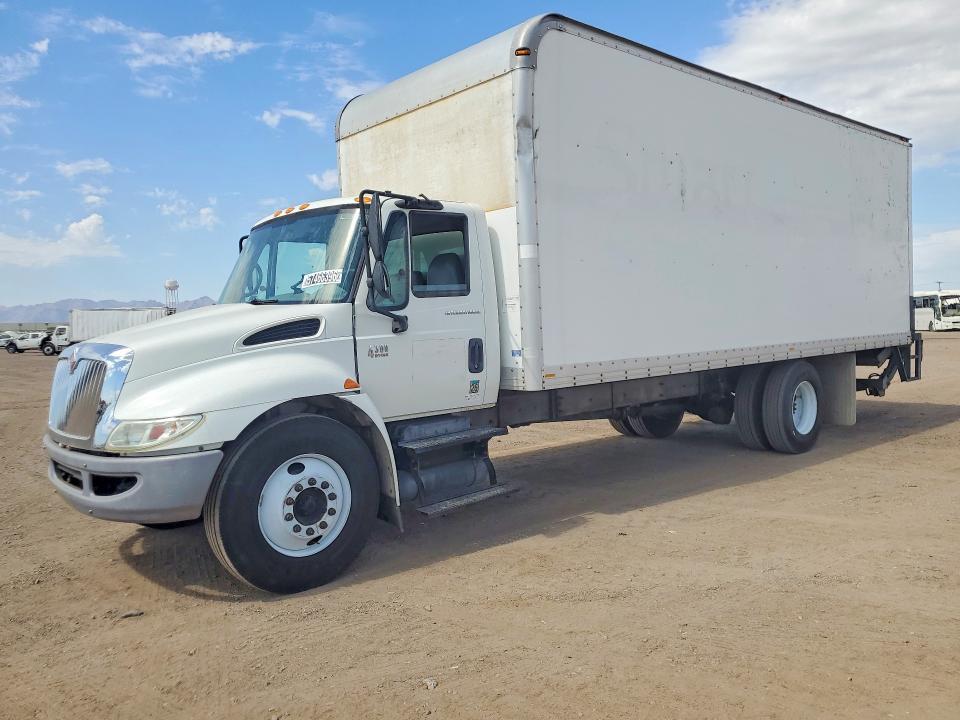 2006 International 4300 BOX Truck