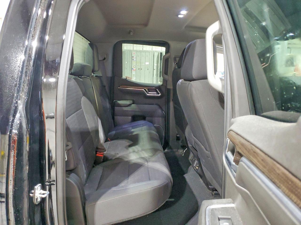 2022 Chevrolet Silverado K1500 RST
