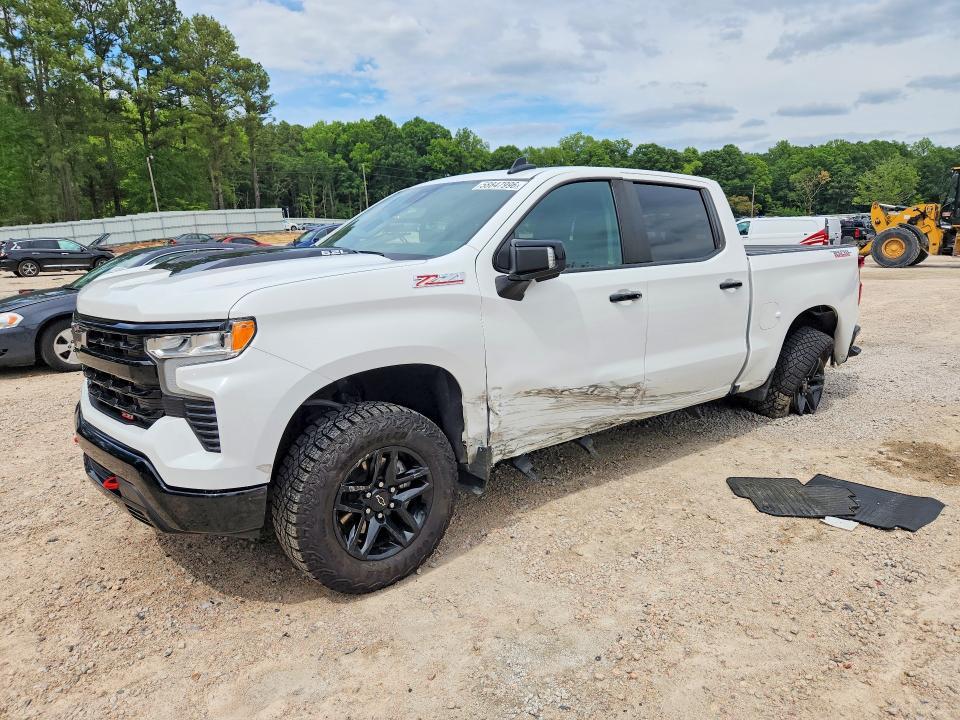 2023 Chevrolet Silverado K1500 LT Trail Boss