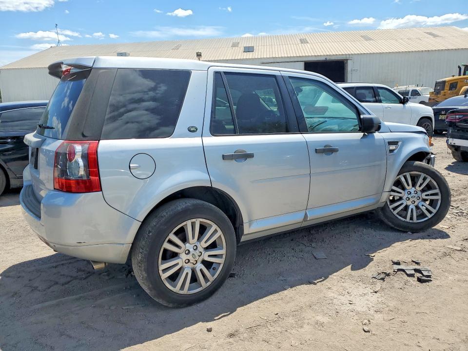 2010 Land Rover LR2 hse
