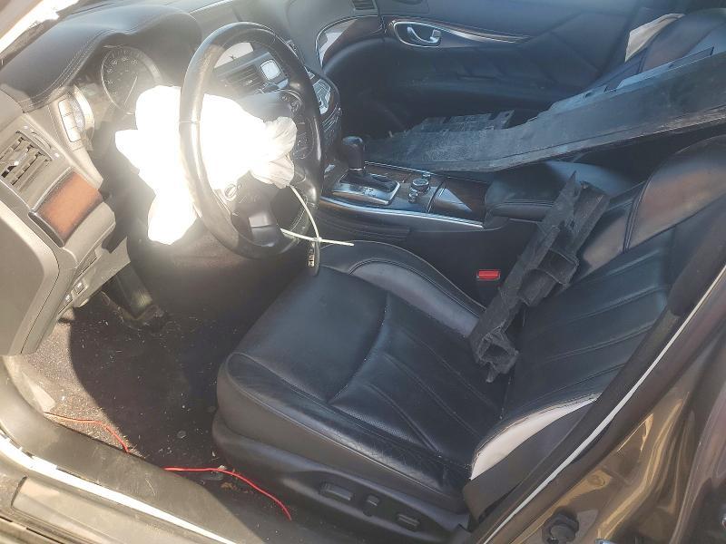 2016 Infiniti Q70 3.7