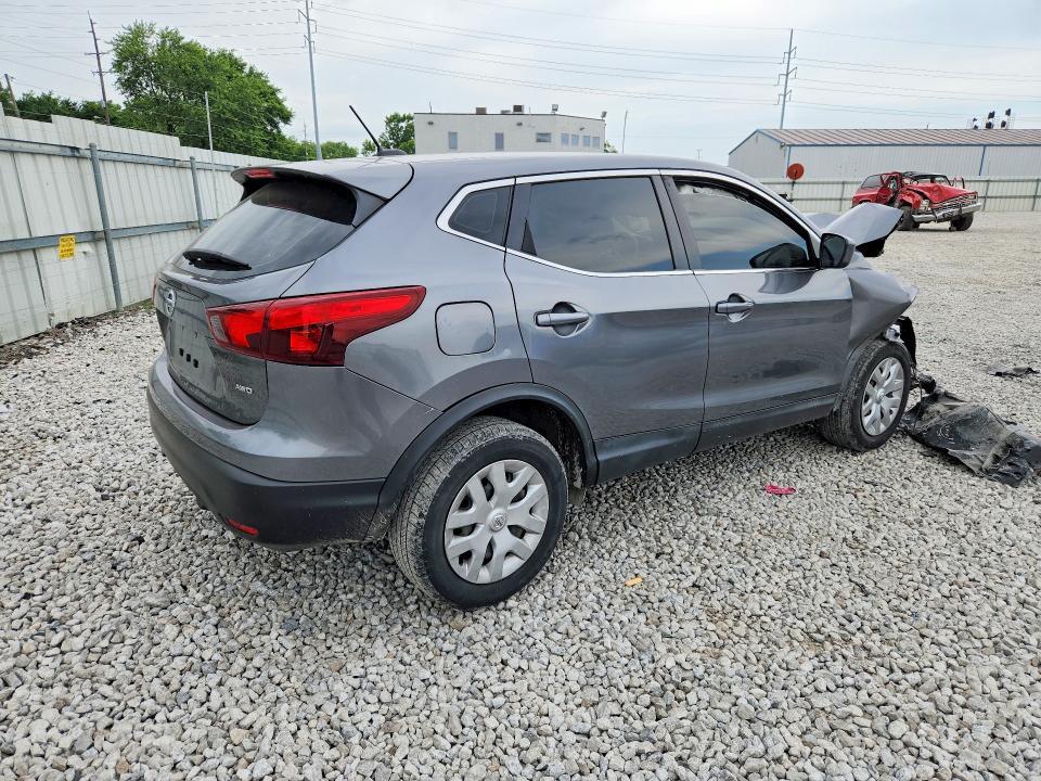 2018 Nissan Rogue Sport s