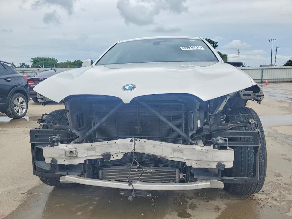 2021 BMW X6 M50i