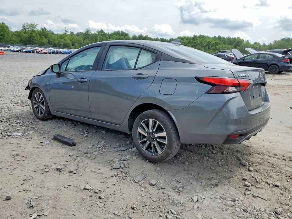 2025 Nissan Versa sv