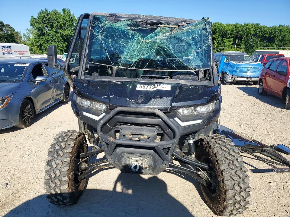 2025 Can-Am Defender Max Limited Cab HD10