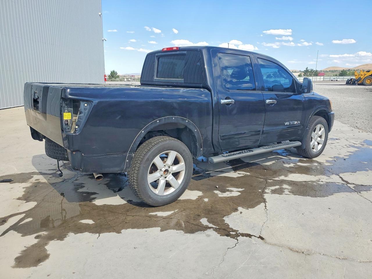 2011 Nissan Titan S/SV/SL/PRO-4X