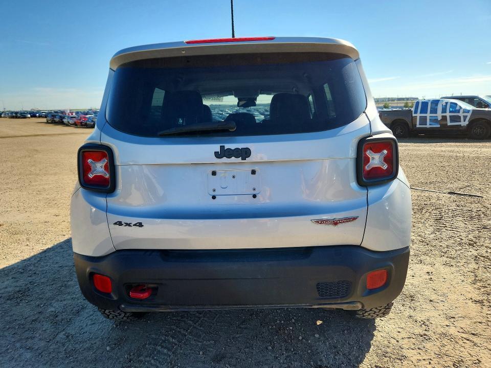 2016 Jeep Renegade Trailhawk