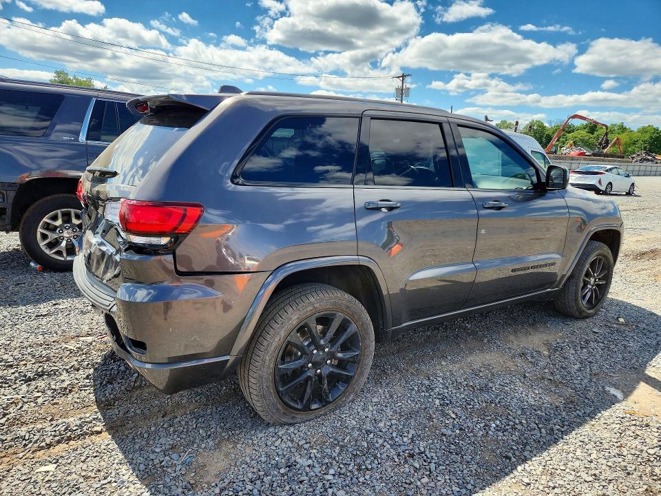 2020 Jeep Grand Cherokee Laredo