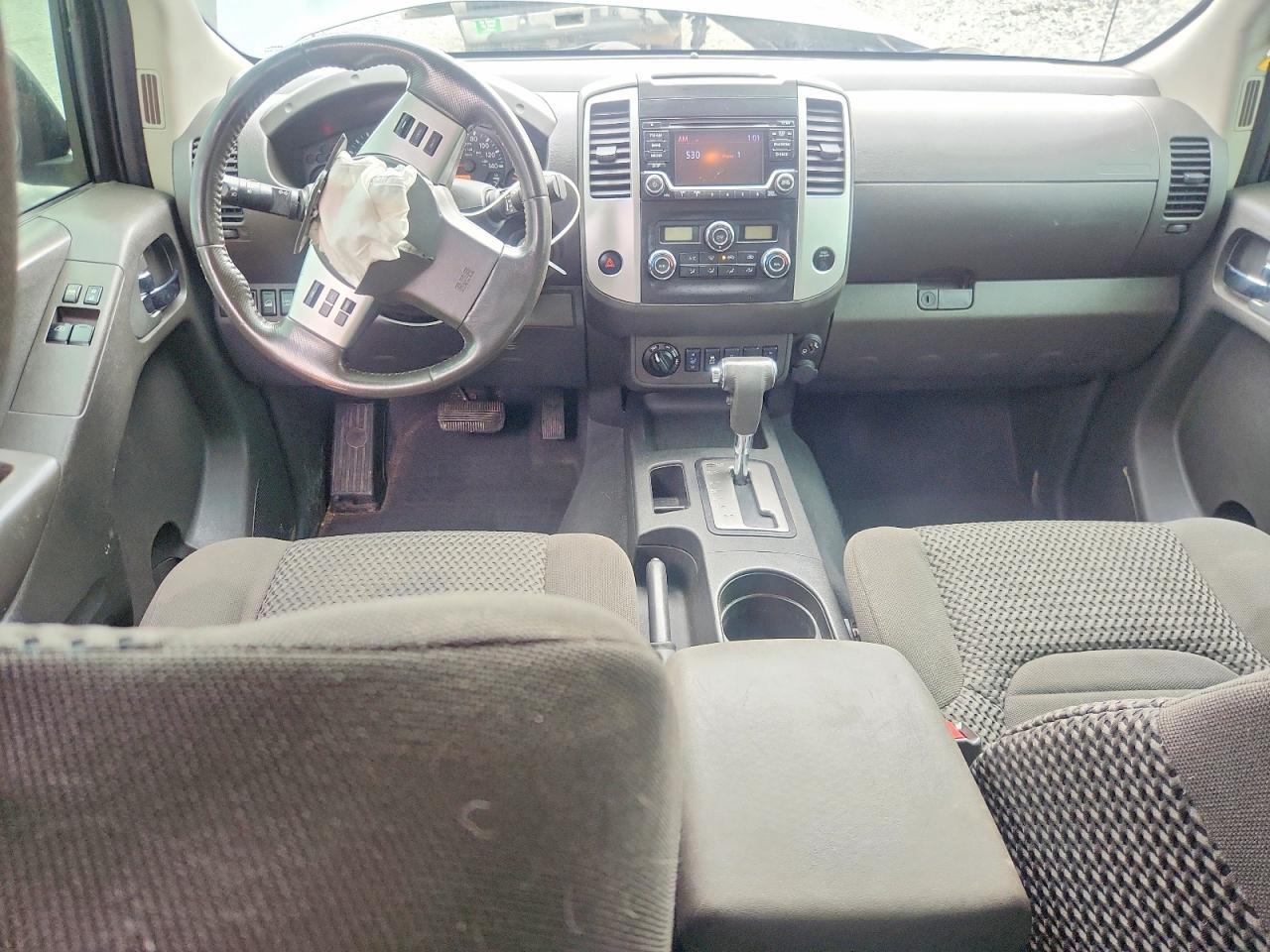 2018 Nissan Frontier SV V6