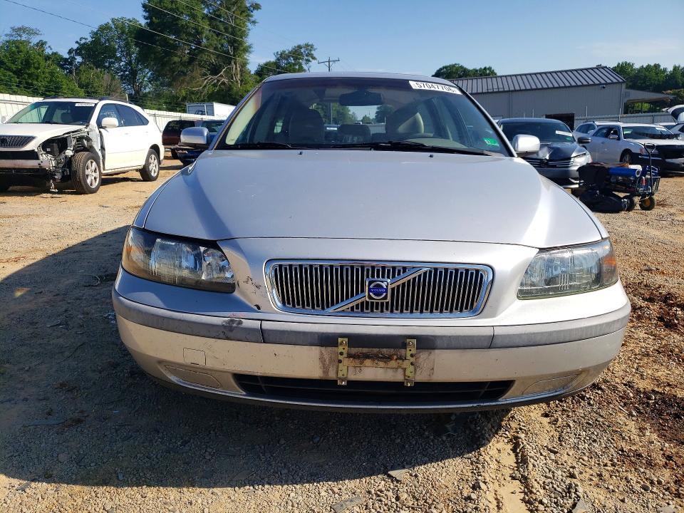 2004 Volvo V70 fwd
