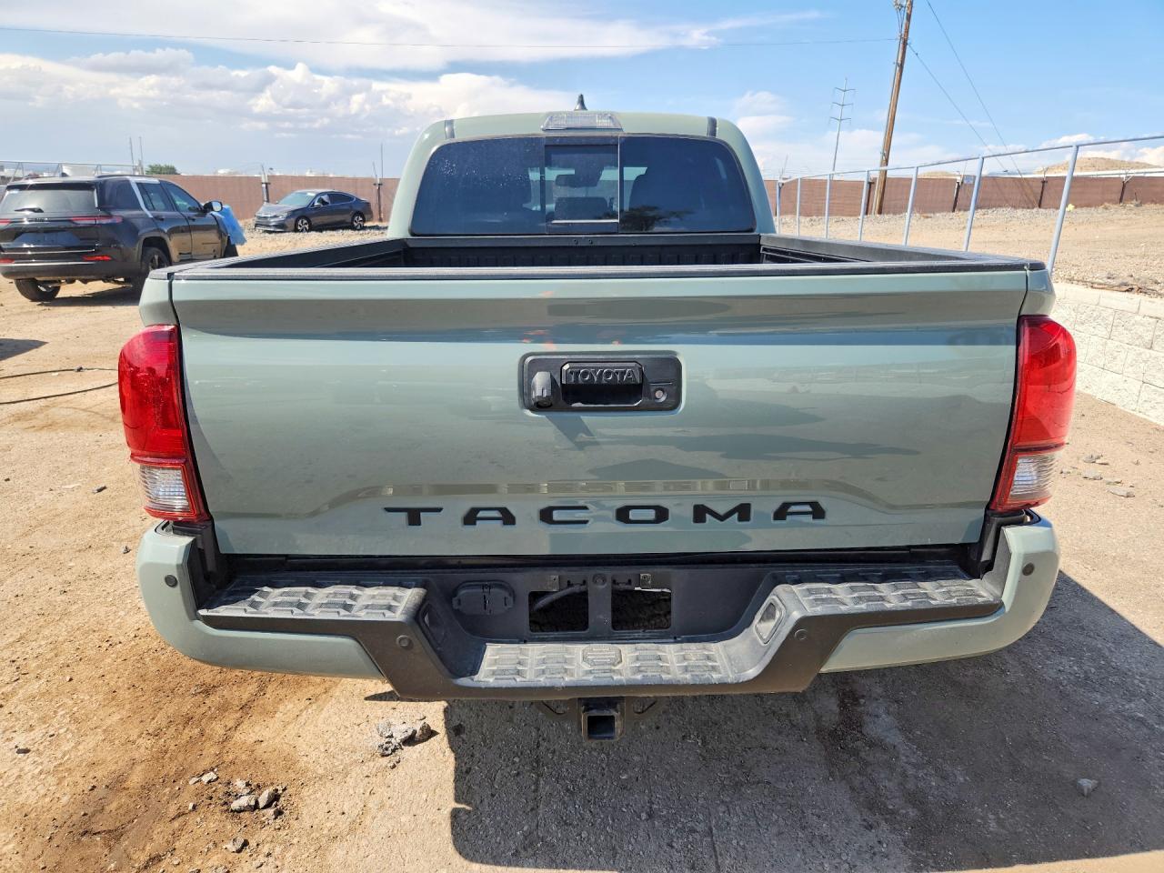 2023 Toyota Tacoma TRD OFF-Road
