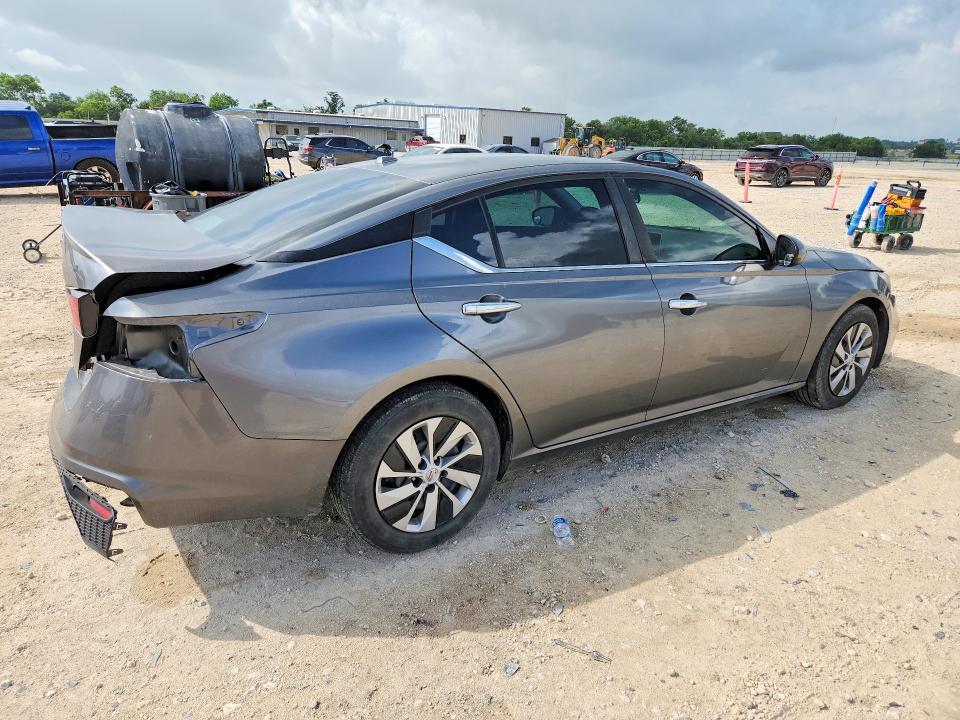 2019 Nissan Altima s