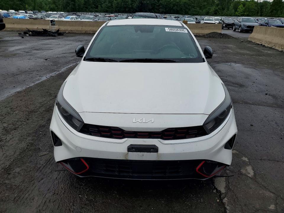 2022 KIA Forte gt Line