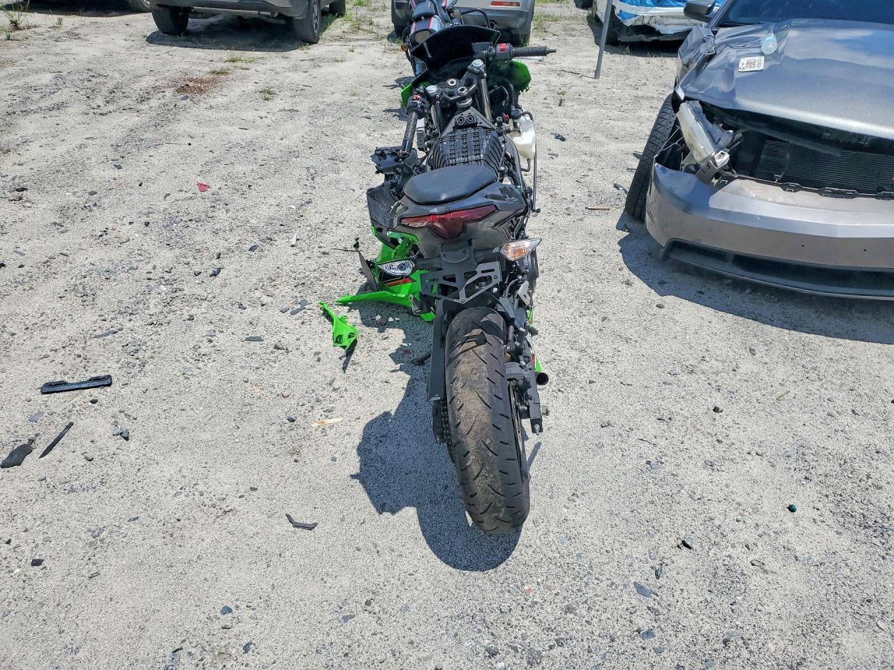 2024 Kawasaki EX500 H