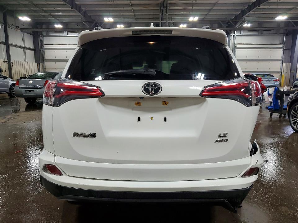 2018 Toyota Rav4 le