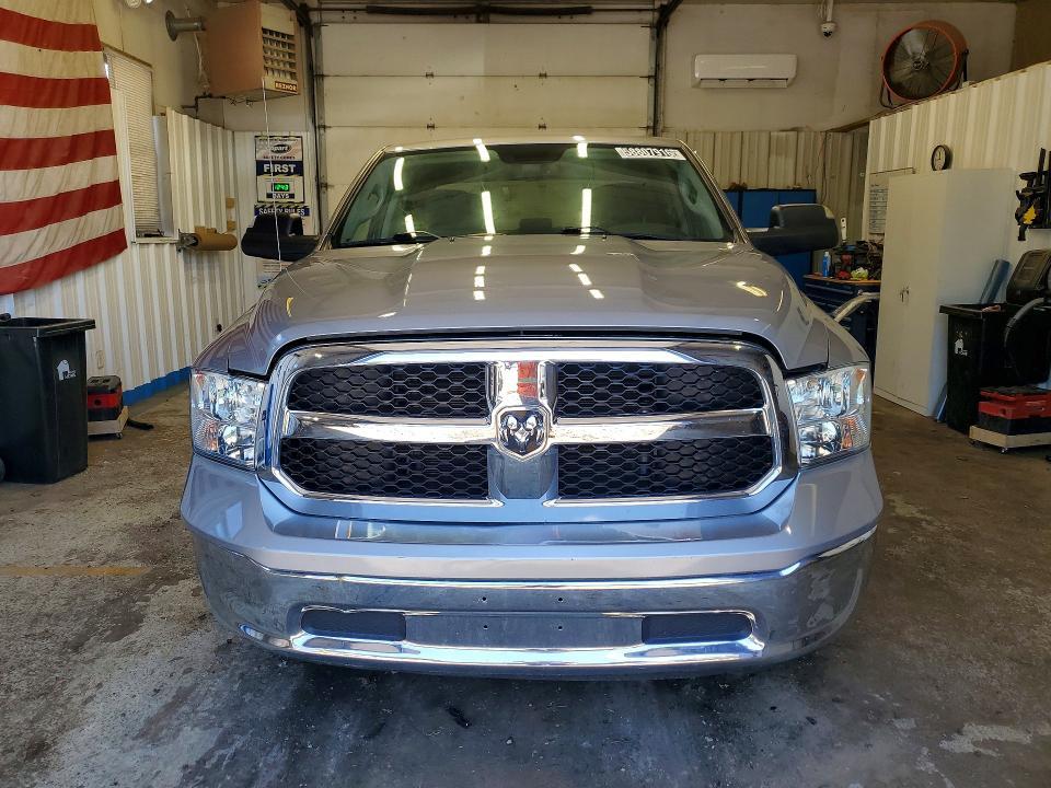2022 Dodge RAM 1500 Classic SLT