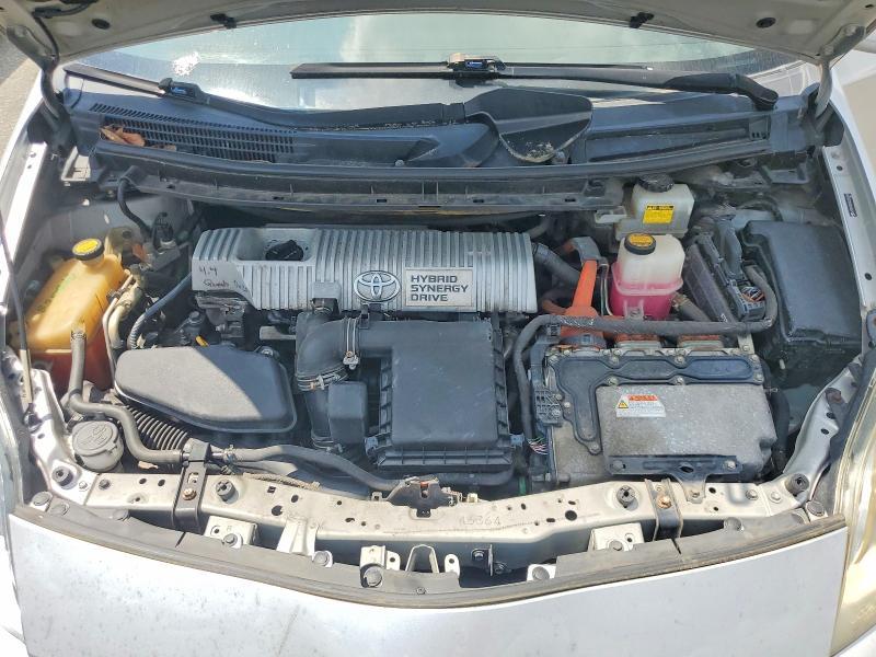 2010 Toyota Prius iii