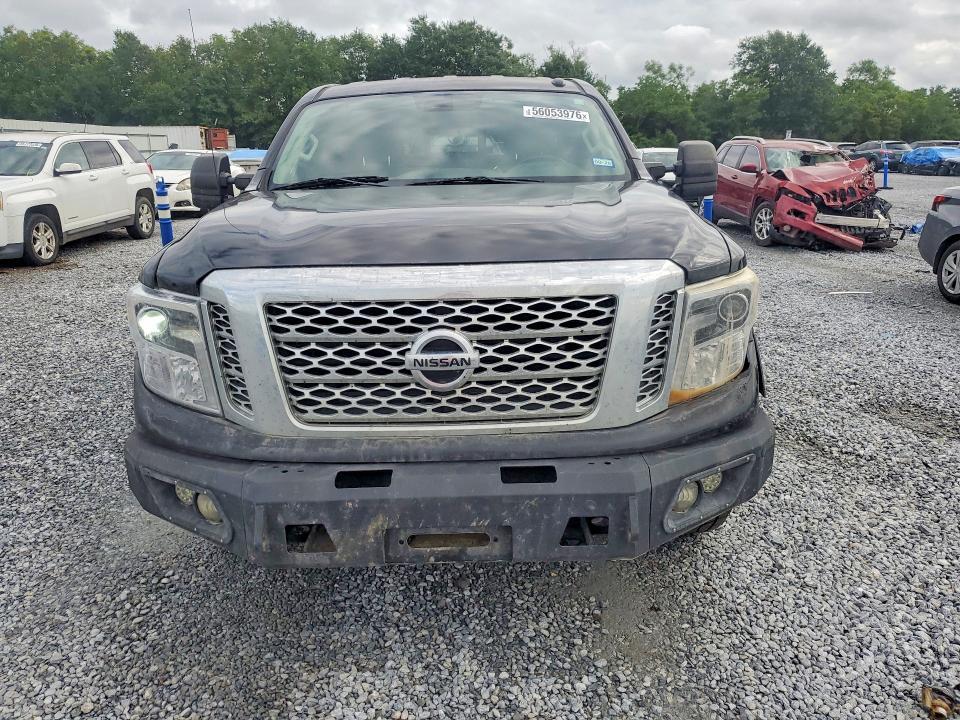 2017 Nissan Titan PRO-4X