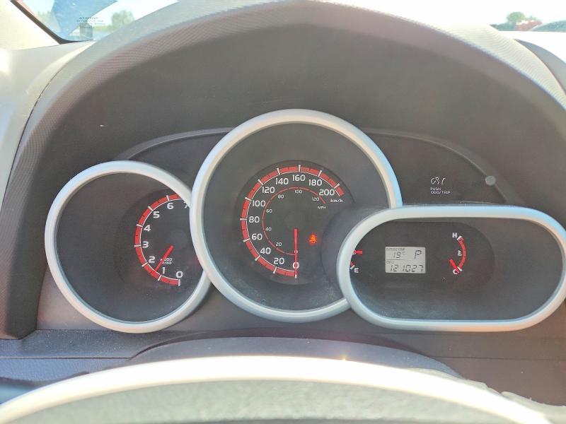 2013 Toyota Matrix l