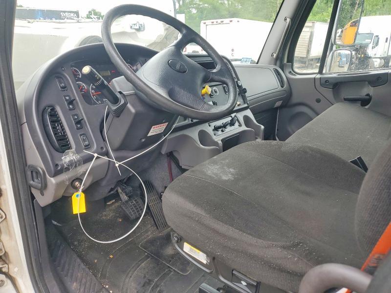 2015 Freightliner Business Class M2 Refrigerated BOX Truck